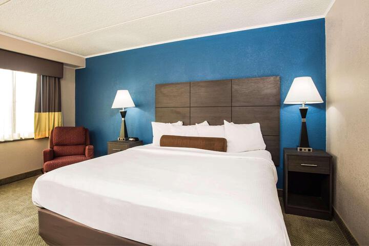 2 Double Beds (2 of 9)