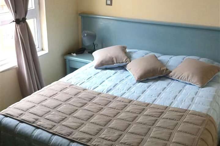 Room 15 of 31