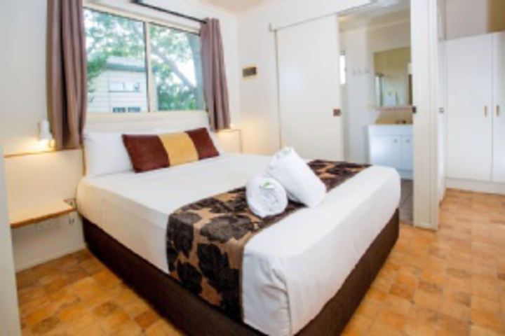 Room 380 of 504