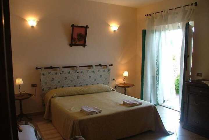 Room 3 of 75