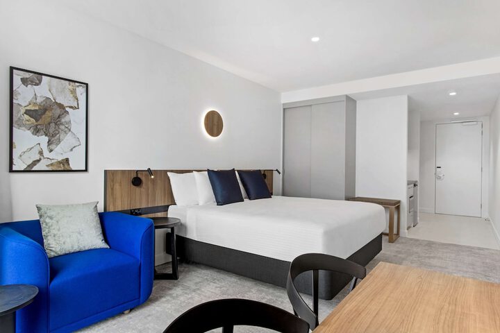 Room 13 of 66