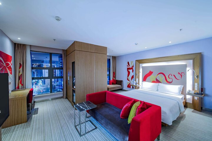 Room 72 of 183