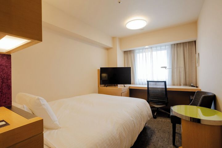 Room 10 of 69