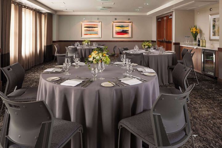Meeting facility