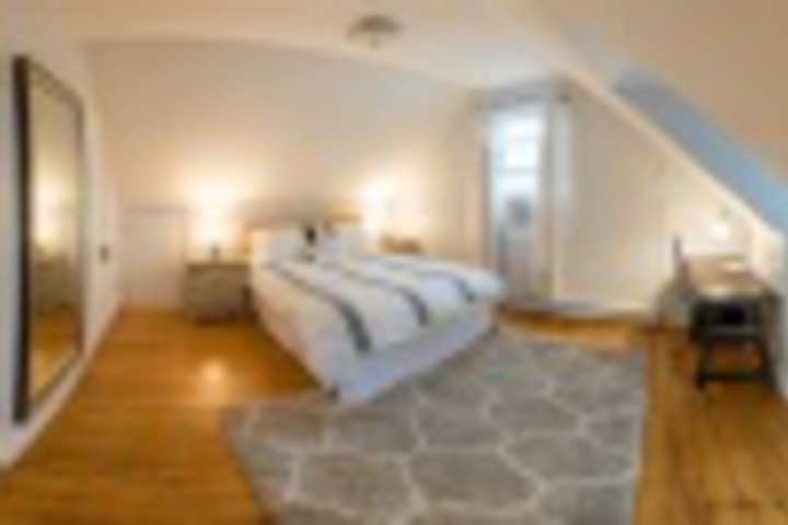 Room 40 of 120
