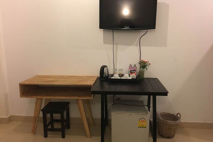 Room 18 of 32