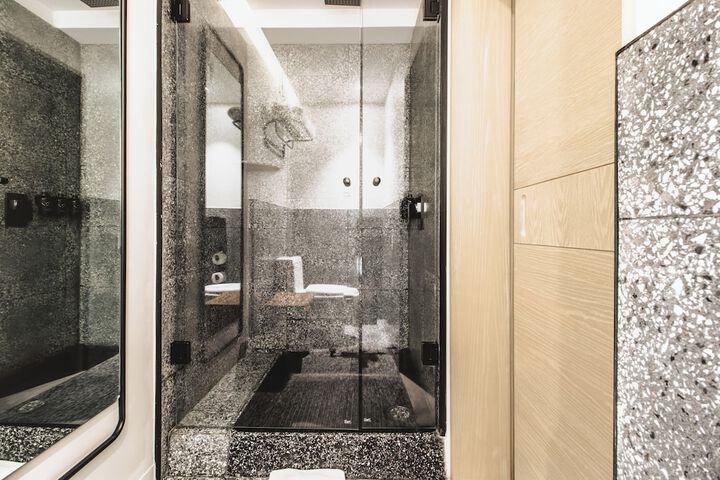 Room 29 of 48