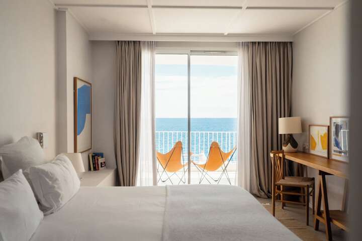 Room 50 of 205