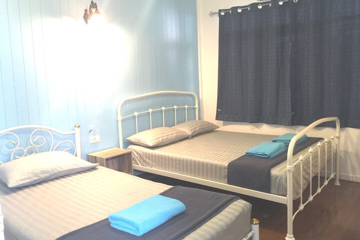 Room 10 of 46
