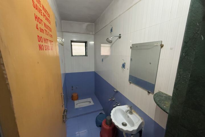 Room 54 of 72