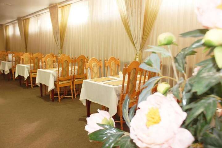 Dining Photos