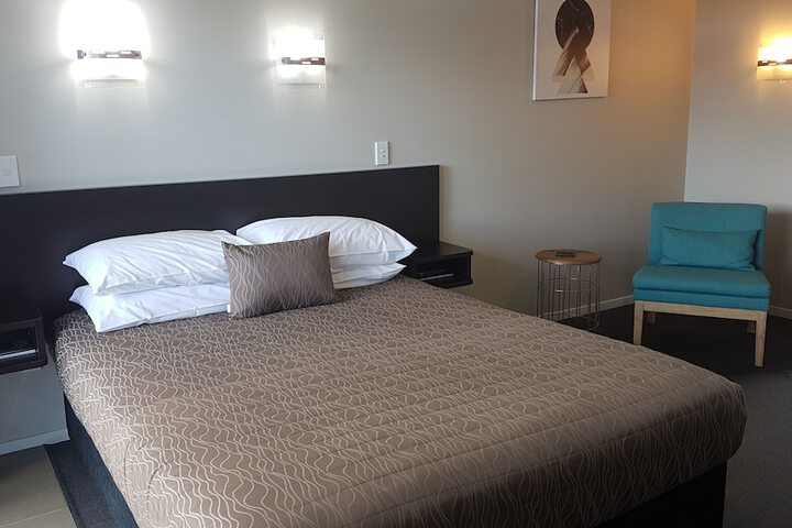Room 7 of 34