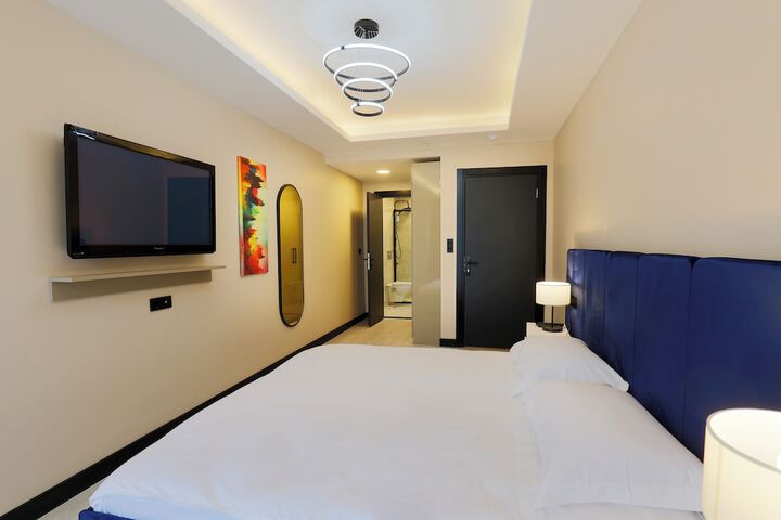 Room 30 of 67