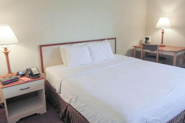 2 Double Beds (9 of 9)