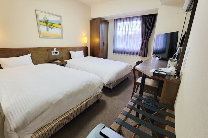 Room 7 of 29