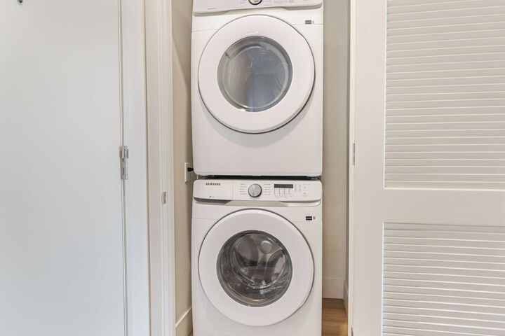 Laundry 60 of 97