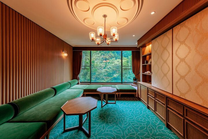 Room 7 of 25