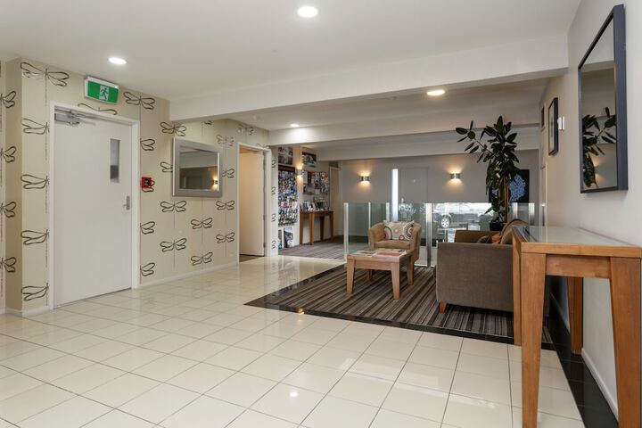 Guest Lobby