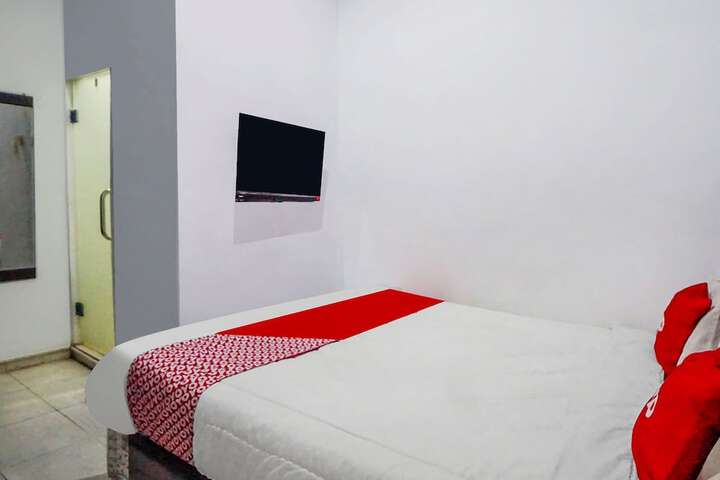 Room 20 of 23