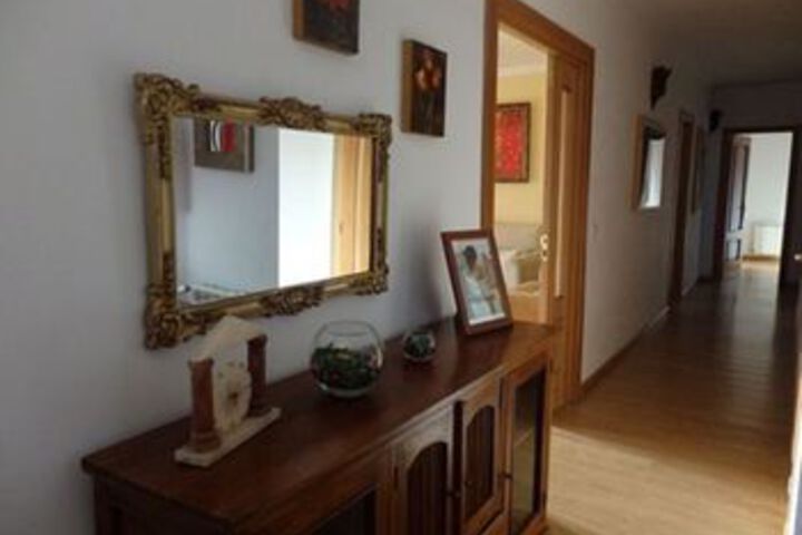 Ballroom/Hall 74 of 169