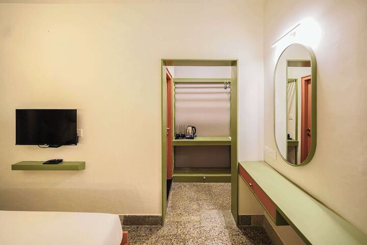 Room 15 of 56