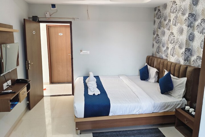 Room 8 of 69
