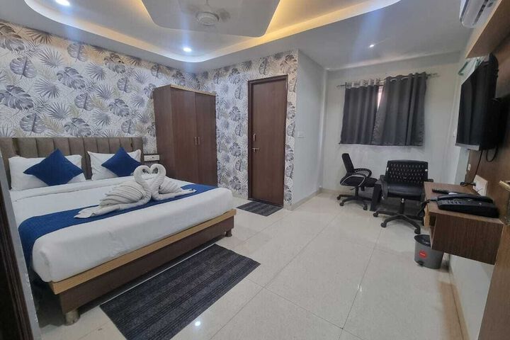 Room 25 of 69