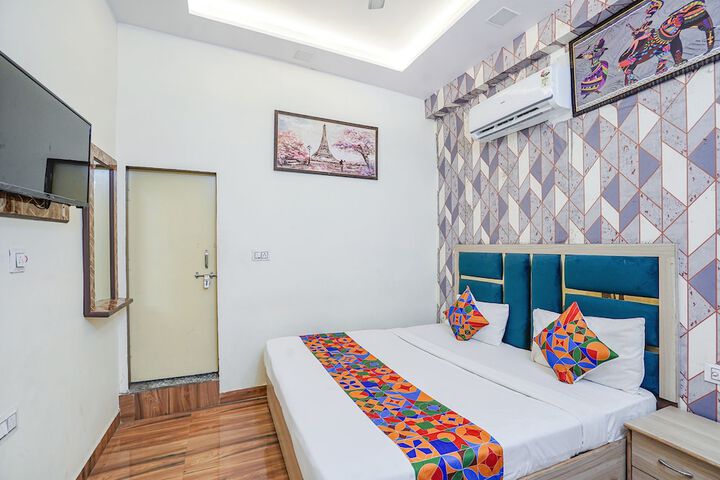 Room 20 of 26