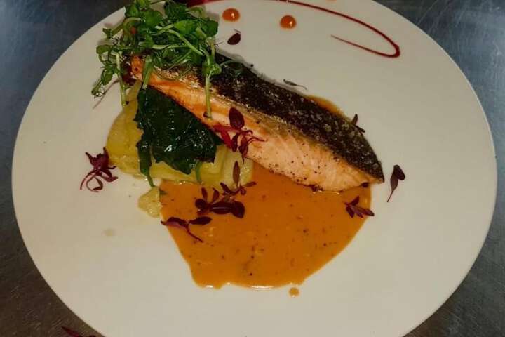 Dining 49 of 71
