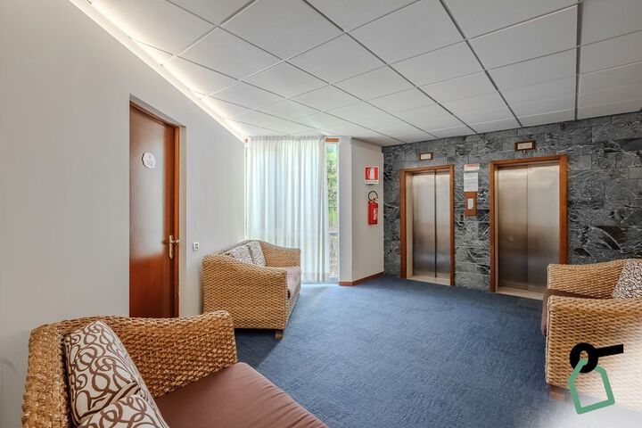 Hotel Interior 4 of 64