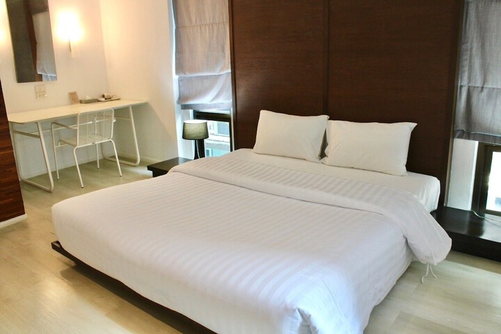 Room 14 of 64