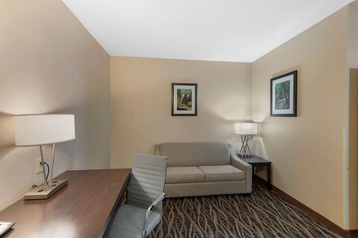 Room 12 of 41