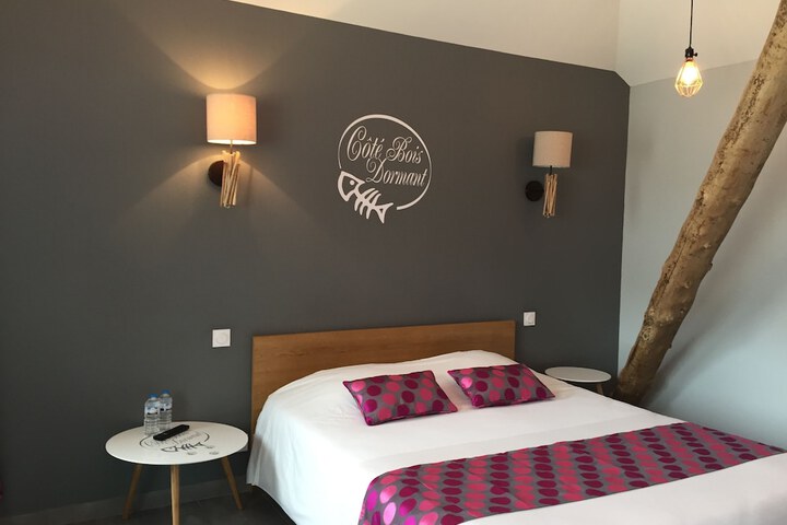 Room 4 of 80