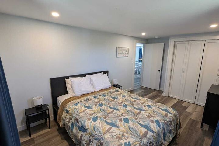 Room 52 of 219