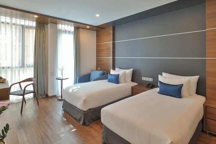 Room 72 of 203