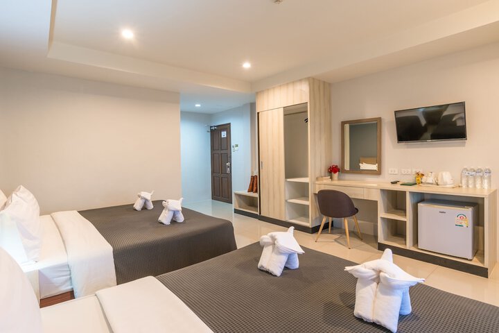 Room 9 of 43