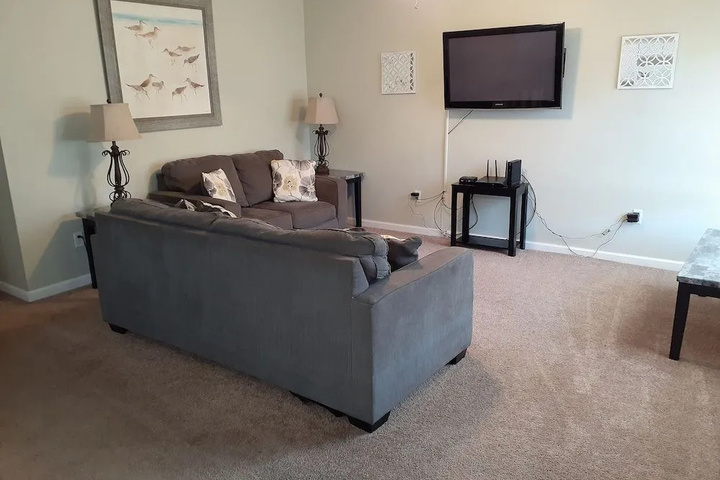 Room 4 of 20