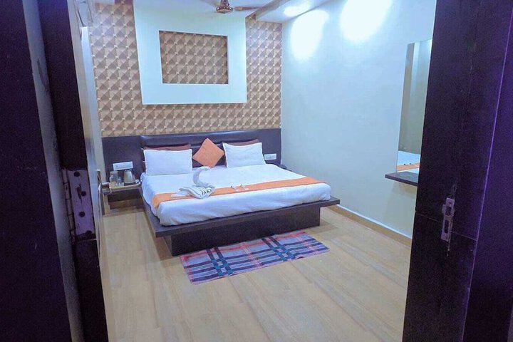 Room 16 of 25