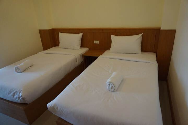 Room 10 of 23