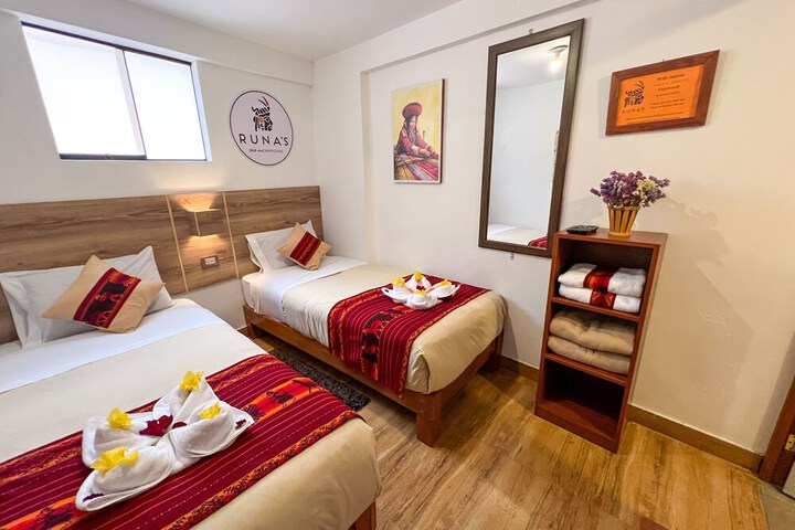 Room 14 of 74