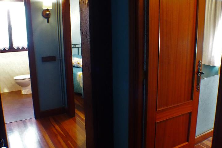 Room 18 of 94