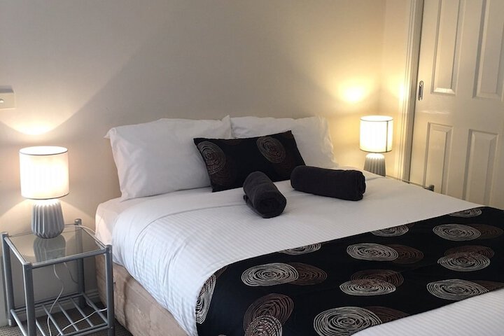 Room 4 of 30