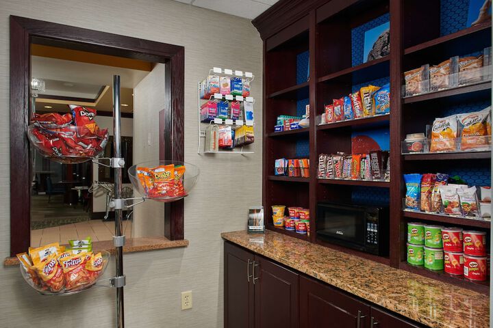 Snack bar