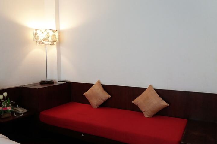 Room 20 of 51