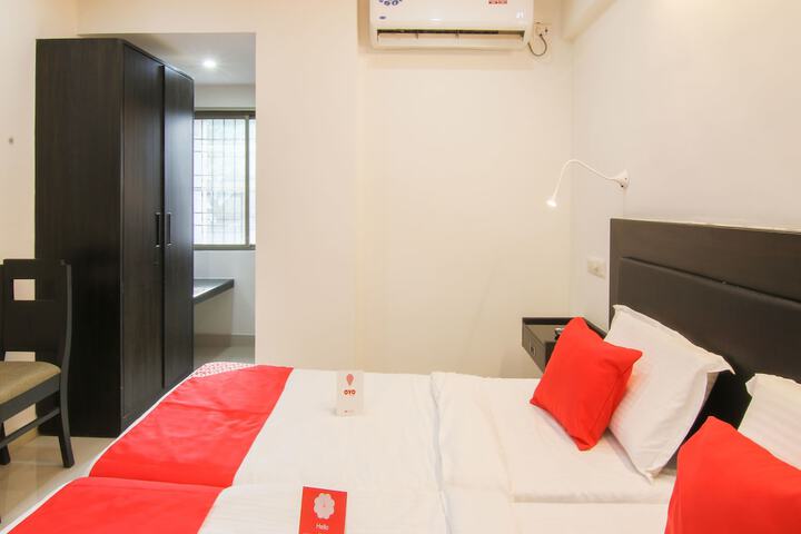 Room 12 of 24