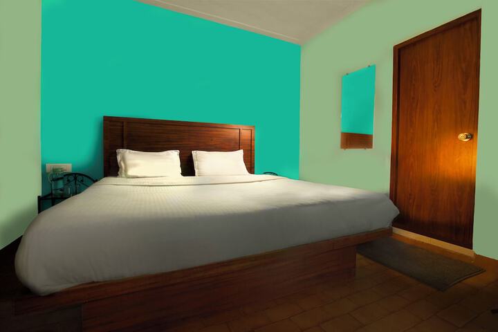 Room 2 of 9