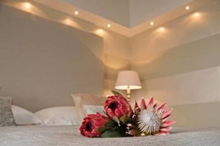 Room 14 of 33