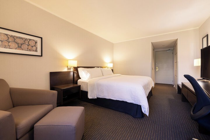 Room 14 of 53