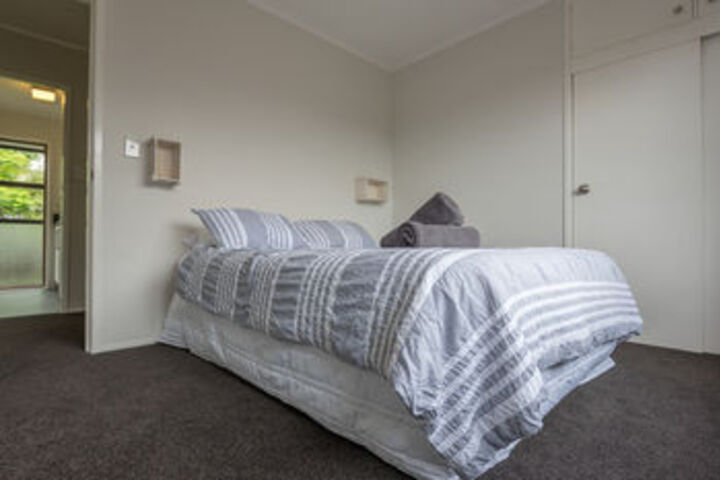 Room 90 of 222