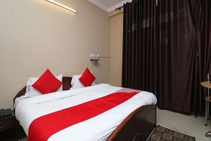 Room 16 of 25